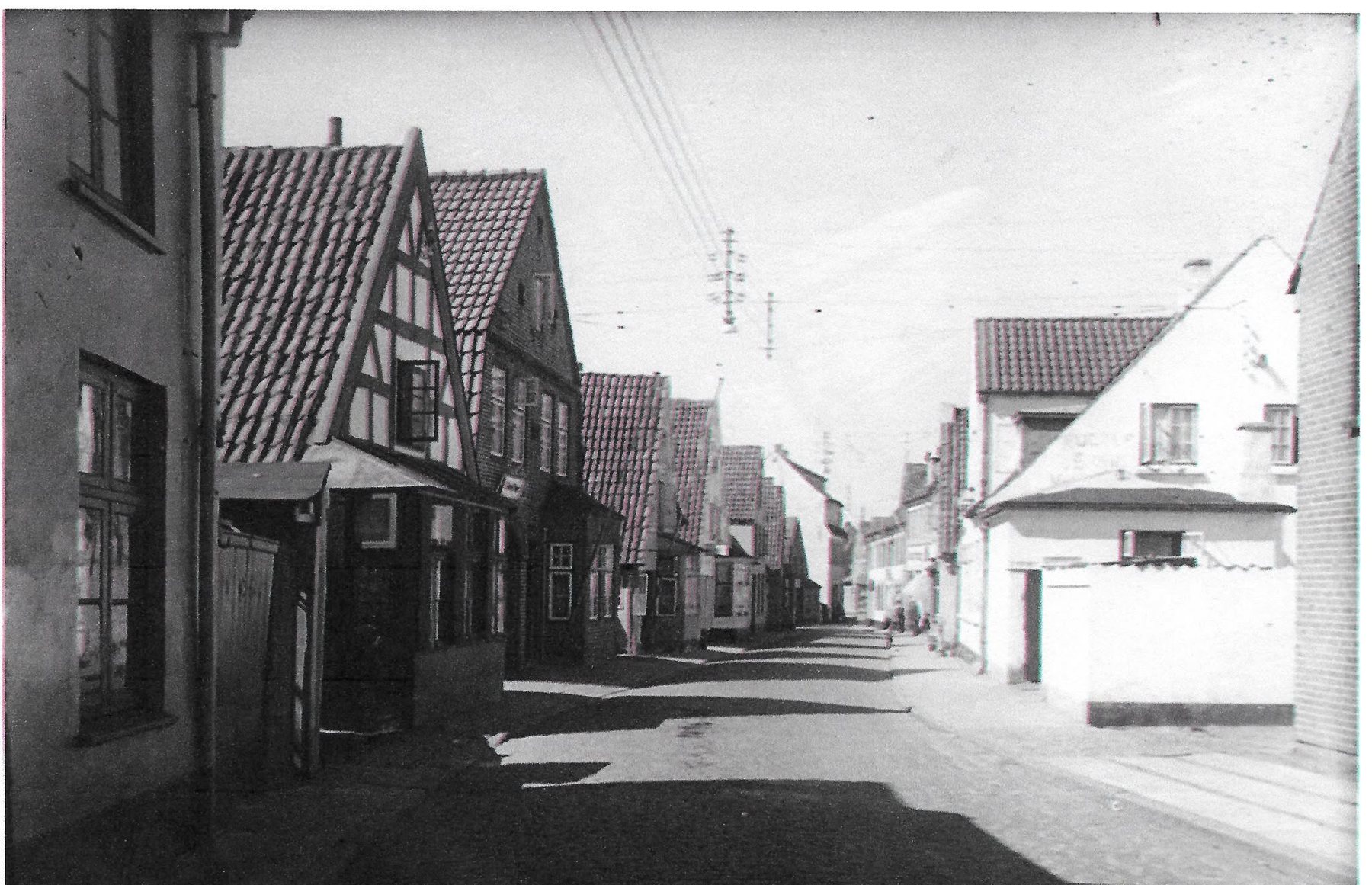 Historisk sort-hvidt gadefoto fra Slotsgade